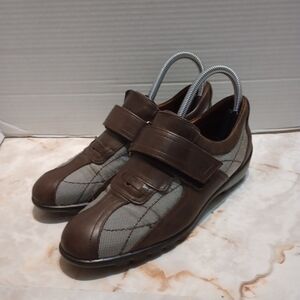 Donald J. Pliner Sport Travel Shoes Women's 6.5M Made In Italy